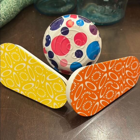 3 Colorful Polka dot metal Noise Makers - Picture 1 of 7